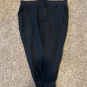 Medcouture scrub pants